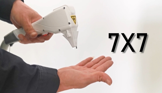 Thiết bị loại bỏ lông laser di động 810nm Máy loại bỏ lông vĩnh viễn cho phụ nữ