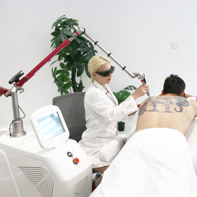 Máy loại bỏ hình xăm 1064nm Q Switched Nd Yag Laser Picosecond