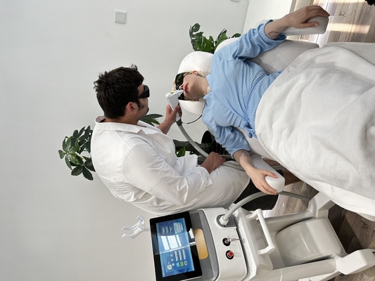 Q Switch Nd YAG Laser Removal Machine 1064nm 532nm 1320nm 2 năm bảo hành